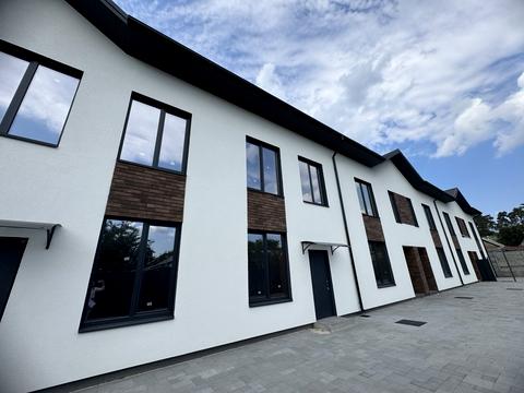 будинок за адресою Сім'ї Шкарівських вул., 12