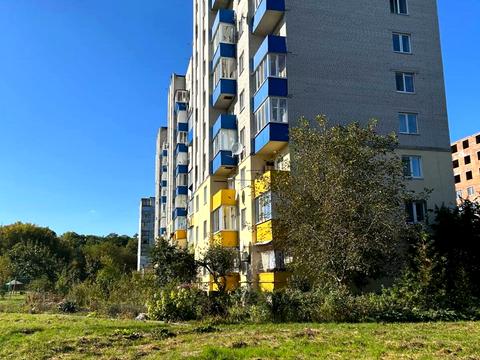 квартира за адресою Чорновола вул., 182б