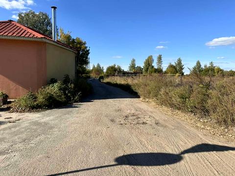 участок по адресу 