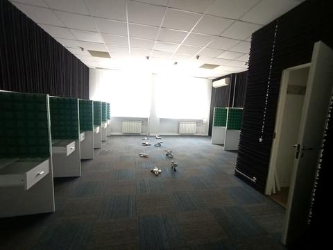 комерційна за адресою Ореста Васкула вул., 8