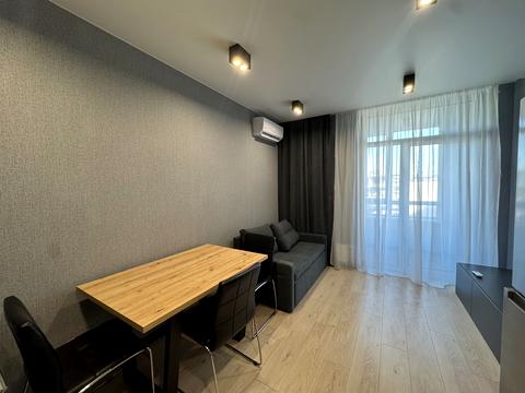 квартира за адресою Салютна вул., 2к17