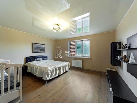 будинок за адресою Артема Максюка вул. (Жовтнева), 7