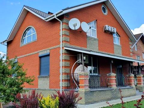 будинок за адресою с. Гнідин, салютна