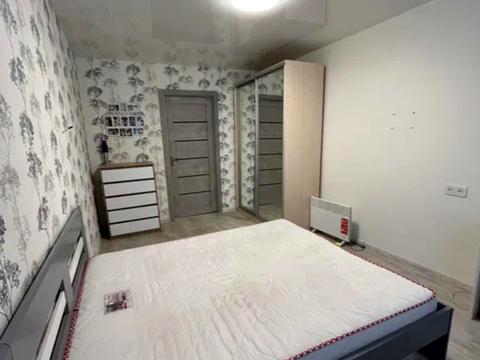 квартира за адресою Космонавтів вул., 11