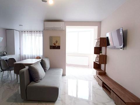 квартира за адресою Євгена Коновальця вул., 11