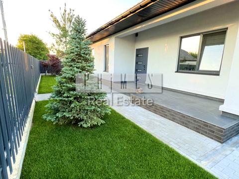 будинок за адресою Вишнева