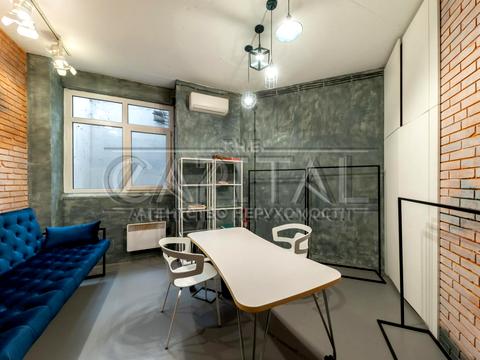 комерційна за адресою Київ, Старонаводницька вул., 4-В