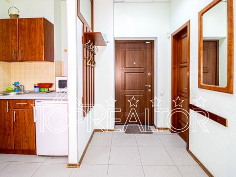 комерційна за адресою Отакара Яроша вул., 16а