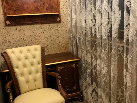 квартира за адресою Героїв Оборони вул., 10-А