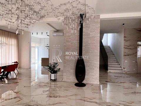 дом по адресу Мира ул.