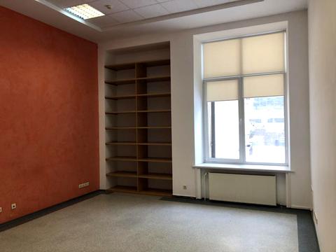 коммерческая по адресу Владимира Моссаковского ул. (Клари Цеткін), 1-А