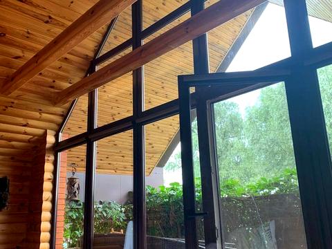 будинок за адресою Набережна вул.