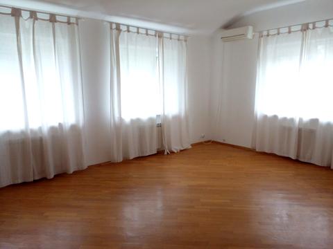 дом по адресу Голосеевский пер.