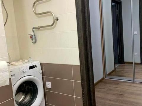 квартира за адресою Сім'ї Кульженків вул. (Петра Дегтяренка), 37