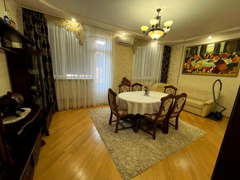 будинок за адресою Центральна, 20