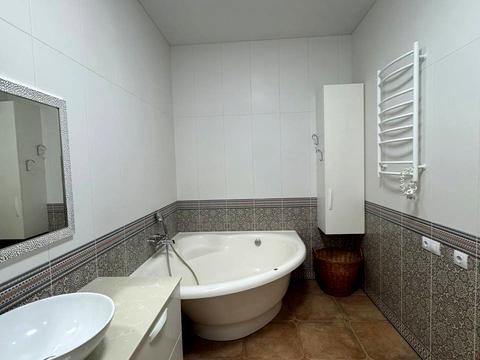 квартира по адресу Французский бульв., 60б