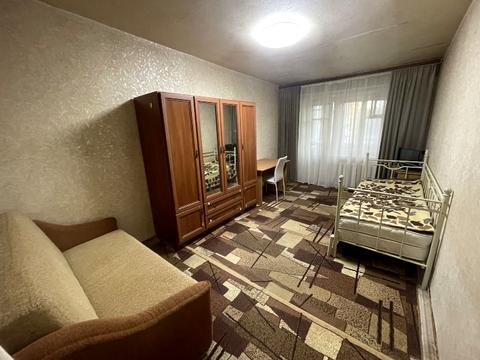 квартира за адресою Ростиславська вул. (Маршала Рибалка), 5