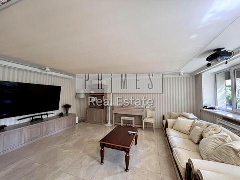 будинок за адресою Столичне шосе