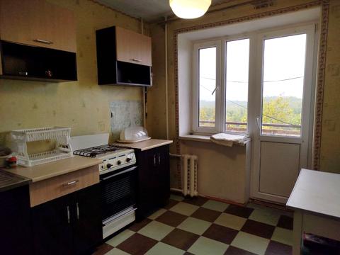 квартира за адресою Космонавтів вул., 68а