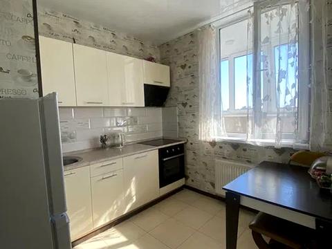 квартира за адресою Ярослава Гашека бульв., 22