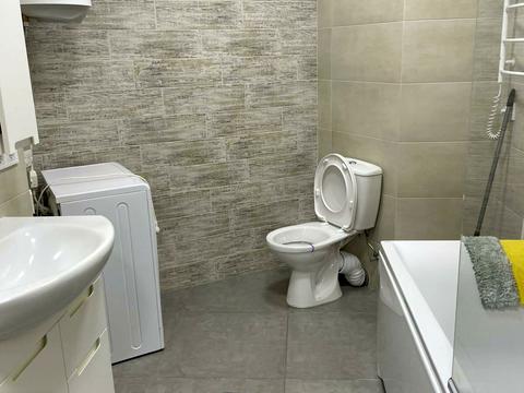 квартира за адресою Зарічна вул., 1-В