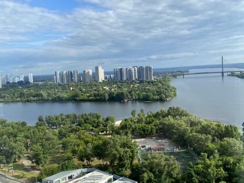 квартира за адресою Дніпровська набережна вул., 17-К