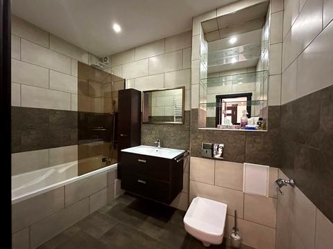 квартира за адресою Довженка вул., 51
