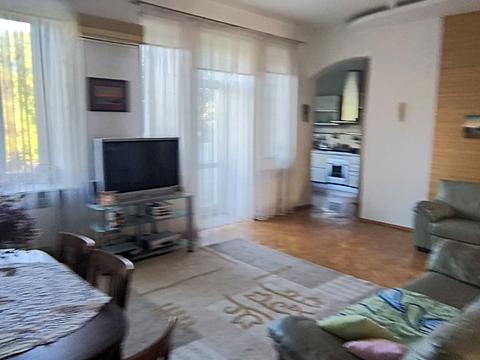 квартира за адресою Куликівський узвіз (Революції), 9