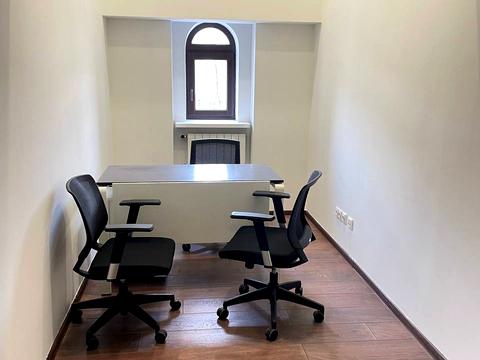 коммерческая по адресу Большая Васильковская ул. (Красноармейская), 1