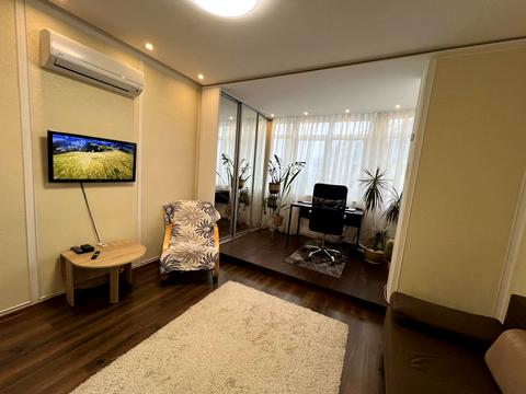 квартира за адресою Юрія Кондратюка вул., 3