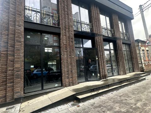 комерційна за адресою Грушевського вул., 32-А