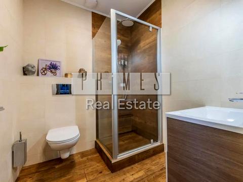 будинок за адресою Лісова вул.