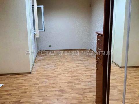 комерційна за адресою Леся Курбаса просп., 1-Б