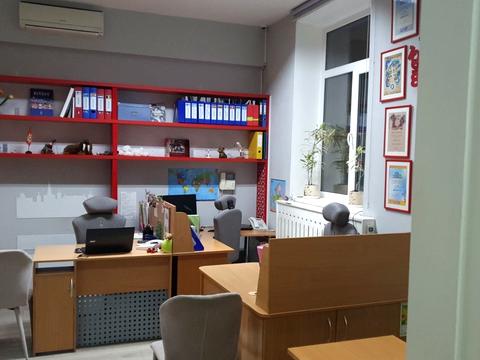 коммерческая по адресу Катерини Білокур ул., 2/8