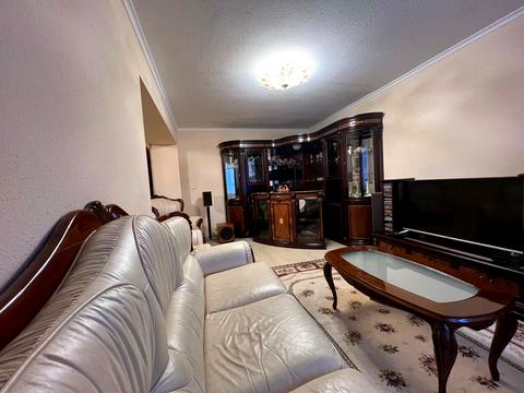 квартира за адресою Олександра Довженка вул., 14/1