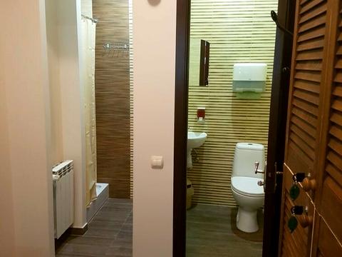 комерційна за адресою Родини Крушельницьких вул., 5