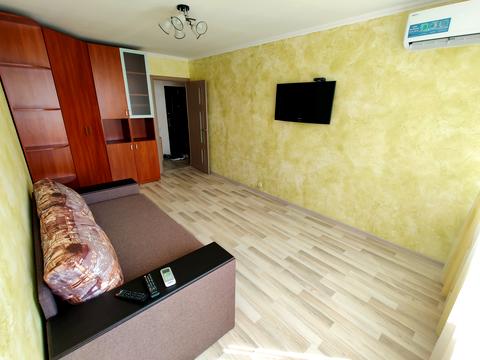 квартира за адресою Князя Романа Мстиславича вул. (Генерала Жмаченка), 4