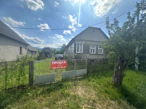будинок за адресою Центральна