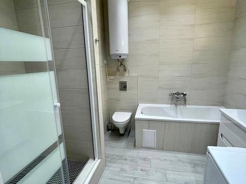 квартира за адресою Володимира Моссаковського вул. (Клари Цеткін), 7