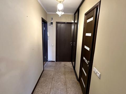 квартира за адресою Дніпровська набережна вул., 9