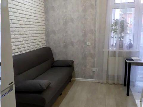 квартира за адресою Панаса Мирного вул., 27