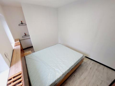 будинок за адресою Парникова вул., 16