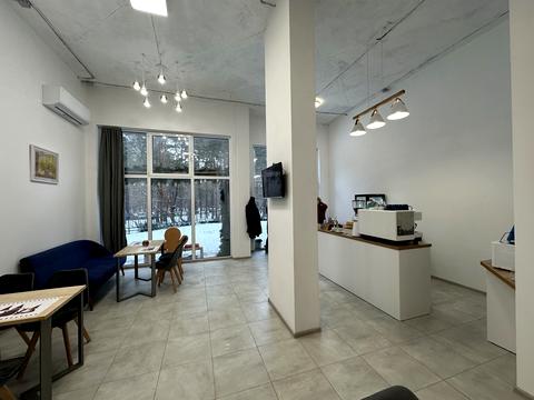 комерційна за адресою Прорізна вул., 5