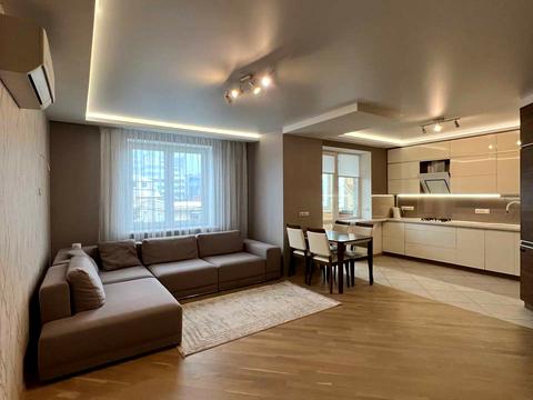 квартира за адресою Братів Міхновських вул. (Московська), 30а