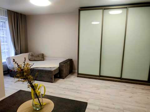 квартира за адресою Анатолія Луценка вул., 19
