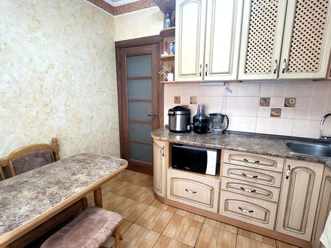 квартира за адресою Курсанта Єськова вул., 14