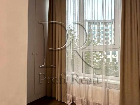 квартира за адресою Героїв Небесної Сотні просп., 18/2