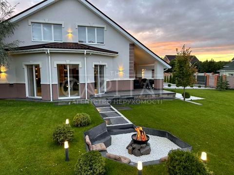 будинок за адресою Зоряна