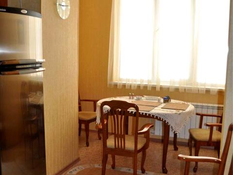 квартира за адресою Анни Ахматової вул., 35-Б