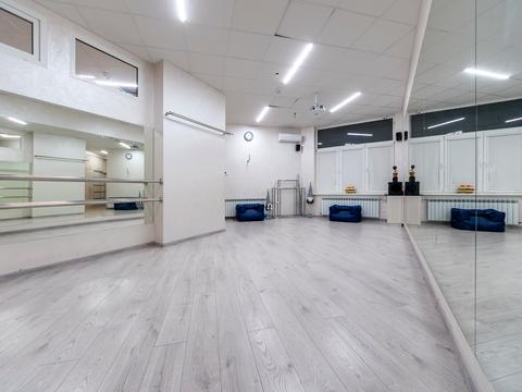 комерційна за адресою Перемишльська вул. (Червонопільська), 2-Г